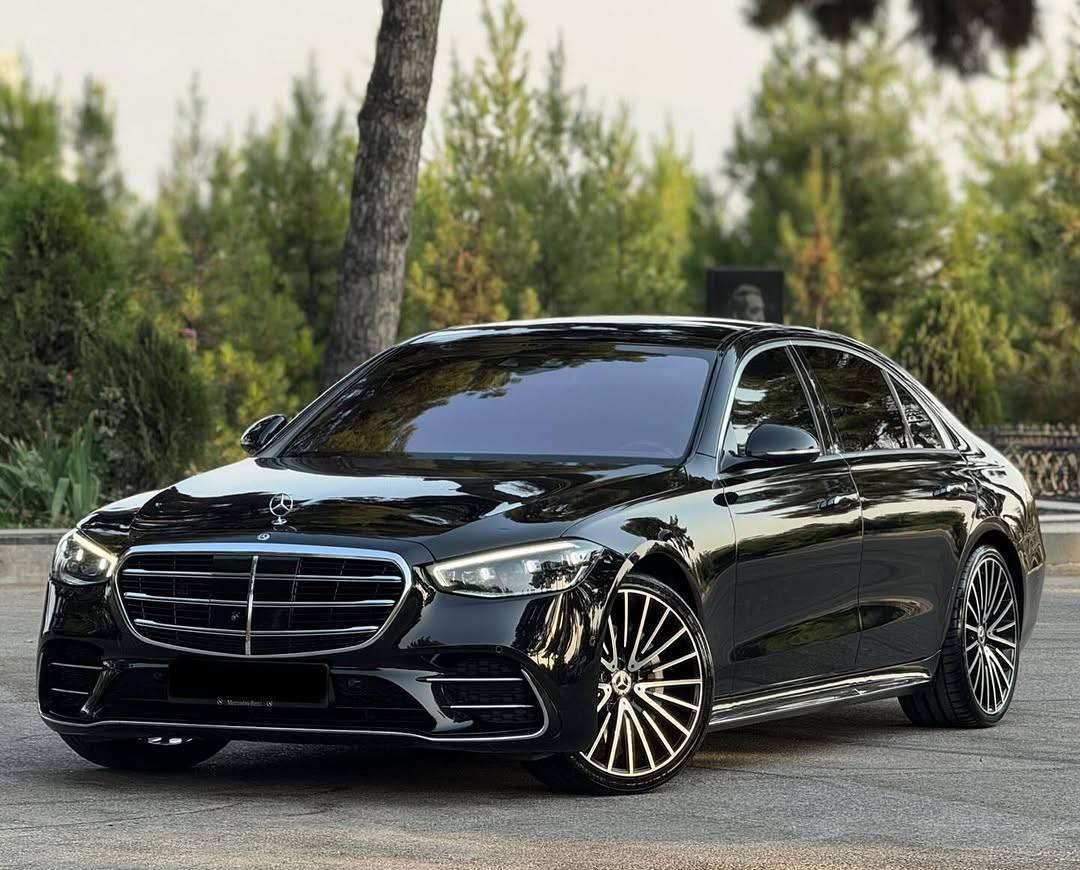EXECUTIVE SEDAN